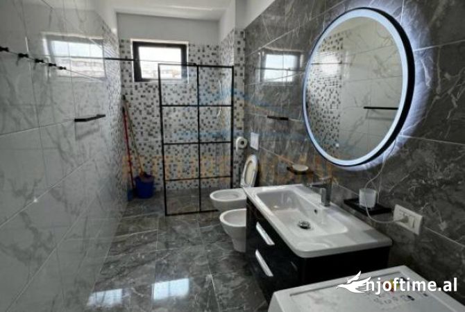 Shtepi me qera Apartament ne Tirane, 1+1, Mobilimi E mobiluar, Pagesa 600  Euro.