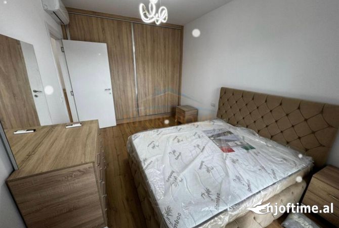 Shtepi me qera Apartament ne Tirane, 1+1, Mobilimi E mobiluar, Pagesa 600  Euro.