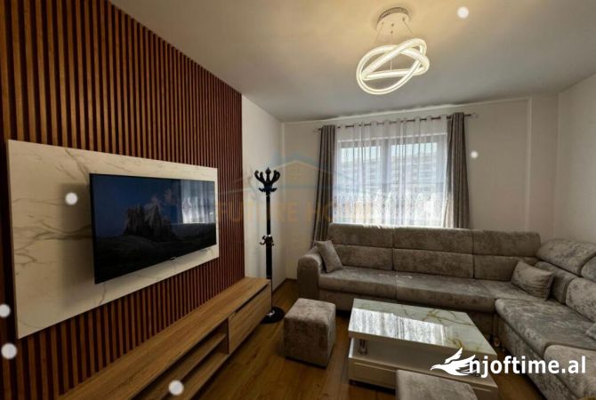 Shtepi me qera Apartament ne Tirane, 1+1, Mobilimi E mobiluar, Pagesa 600  Euro.