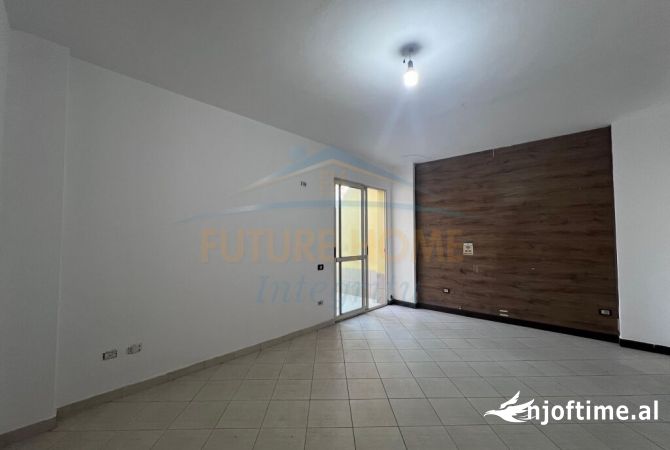 Shtepi ne shitje 1+1 ne Tirane - 165,000 Euro