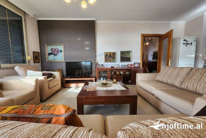 Apartment for rent in Tirana 2+1, Furnished