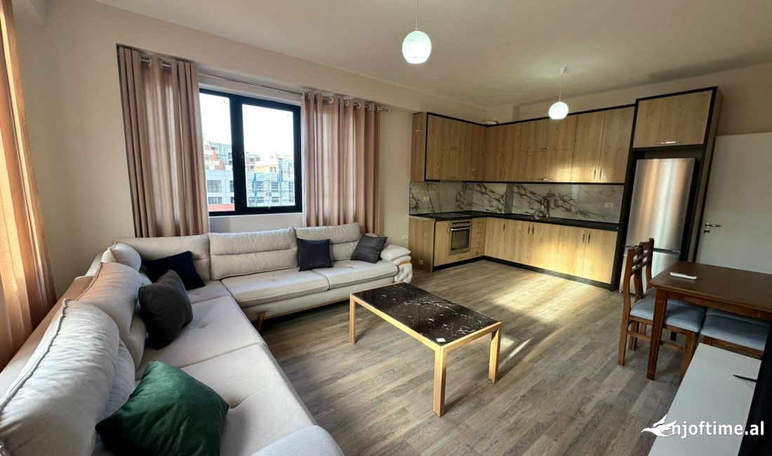 Shtepi me qera Apartament ne Tirane, 2+1, Mobilimi E mobiluar, Pagesa 50,000  Leke.