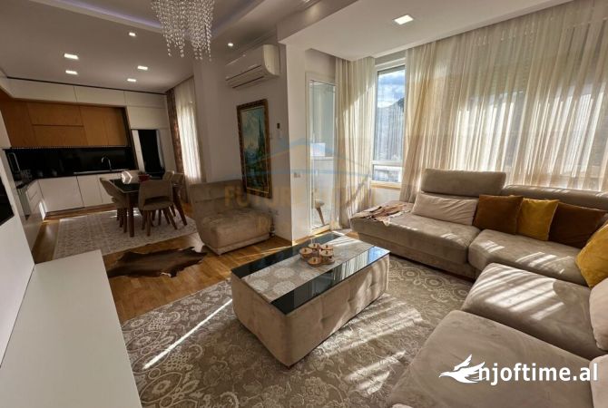 Shtepi ne shitje 3+1 ne Tirane - 255,000 Euro