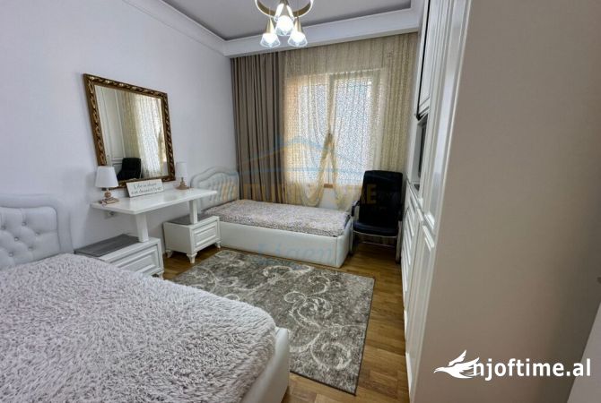 Shtepi ne shitje 3+1 ne Tirane - 255,000 Euro