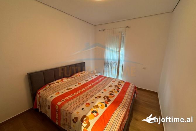Shtepi ne shitje Apartament ne Durres, 2+1, Mobilimi E mobiluar, Pagesa 319,000  Euro.