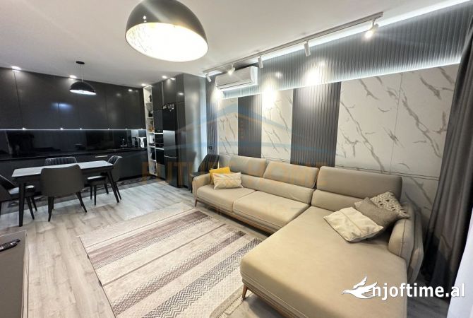 Shtepi ne shitje 2+1 ne Tirane - 210,000 Euro