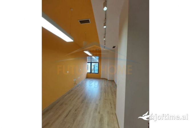 Ambient biznesi me qera 1+1 ne Tirane - 4,000 Euro