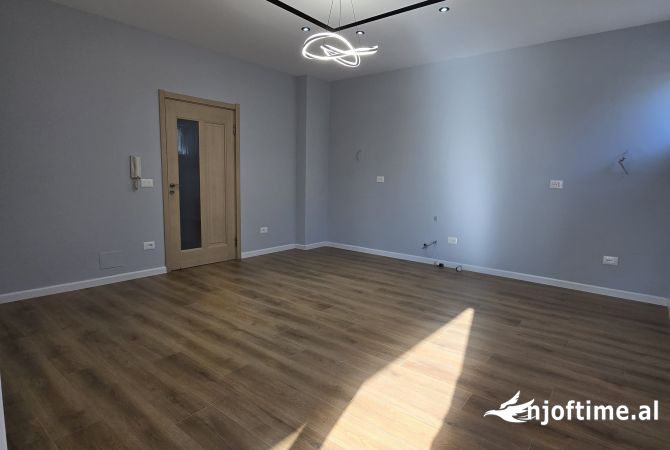 Shtepi ne shitje 2+1 ne Tirane - 108,000 Euro