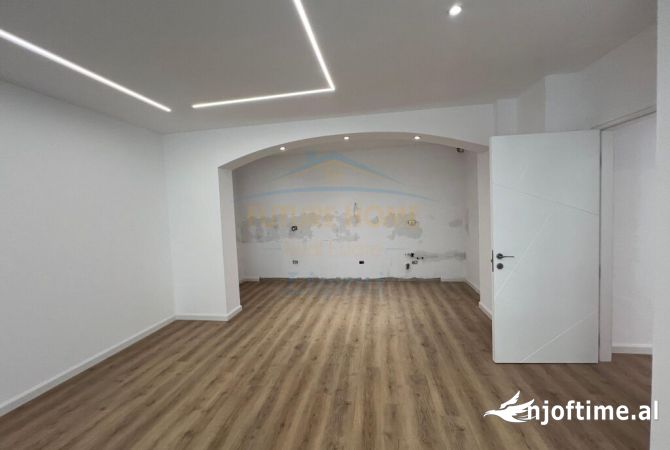 Shtepi ne shitje 2+1 ne Tirane - 170,000 Euro