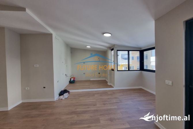 Ambient biznesi me qera 3+1 ne Tirane - 650 Euro