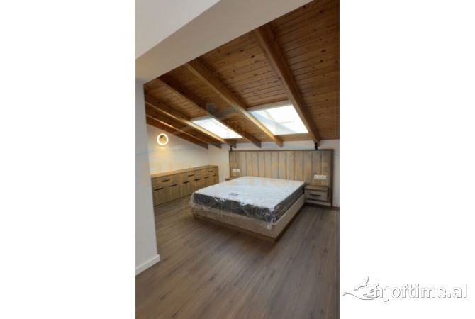 Shtepi me qera 6+1 ne Tirane - 3,400 Euro