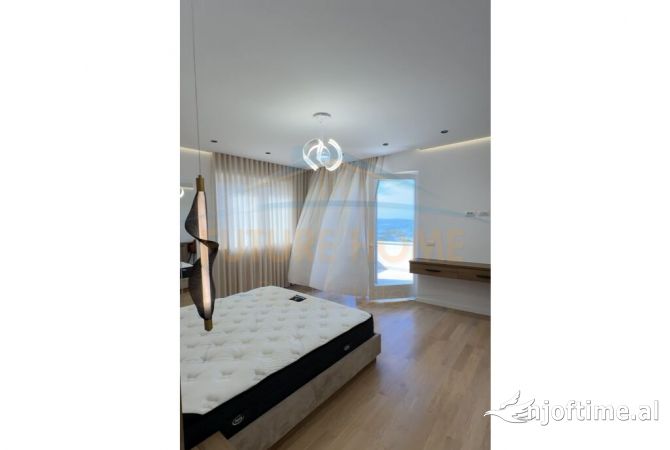 Shtepi me qera 6+1 ne Tirane - 3,400 Euro