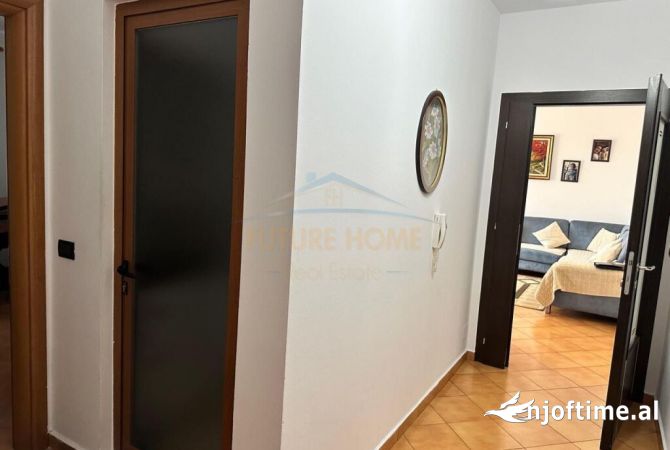 Shtepi ne shitje Apartament ne Tirane, 3+1, Mobilimi E mobiluar, Pagesa 220,000  Euro.