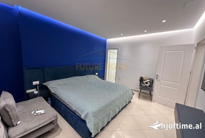 Shtepi ne shitje Apartament ne Tirane, 2+1, Mobilimi E mobiluar, Pagesa 320,000  Euro.