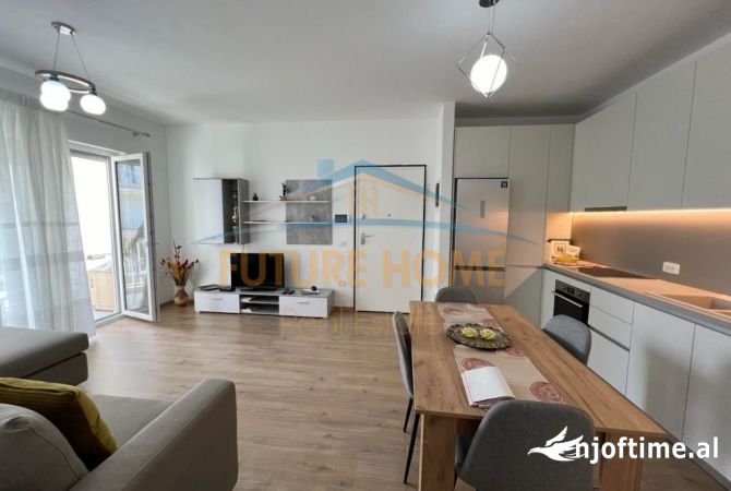 Shtepi me qera Apartament ne Tirane, 2+1, Mobilimi E mobiluar, Pagesa 900  Euro.