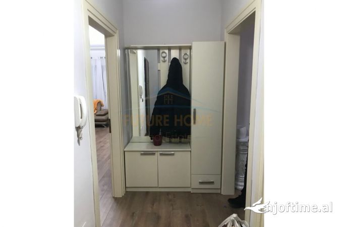 Shtepi me qera Apartament ne Tirane, 2+1, Mobilimi E mobiluar, Pagesa 800  Euro.