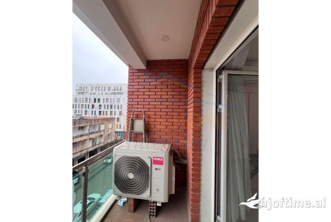 Shtepi me qera Apartament ne Tirane, 2+1, Mobilimi E mobiluar, Pagesa 600  Euro.