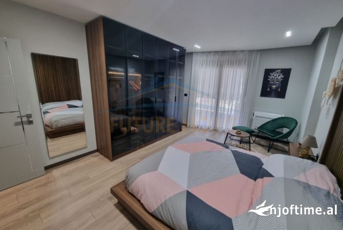 Shtepi me qera Apartament ne Tirane, 1+1, Mobilimi E mobiluar, Pagesa 1,000  Euro.