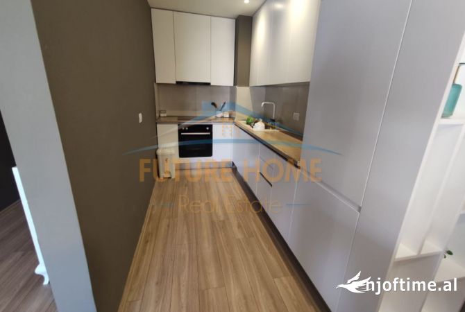 Shtepi me qera Apartament ne Tirane, 2+1, Mobilimi E mobiluar, Pagesa 700  Euro.