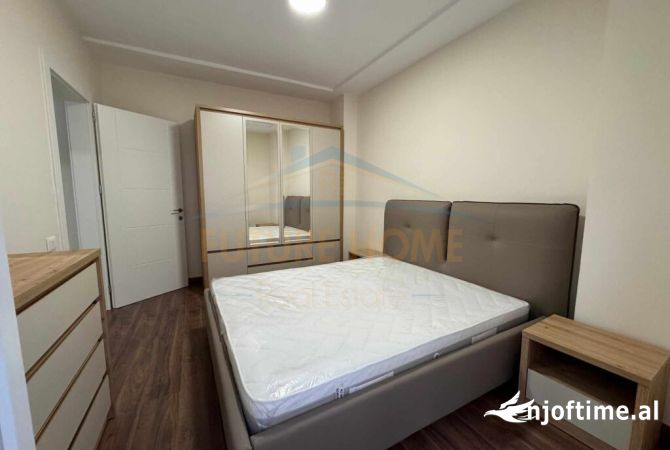 Shtepi me qera 2+1 ne Tirane - 800 Euro