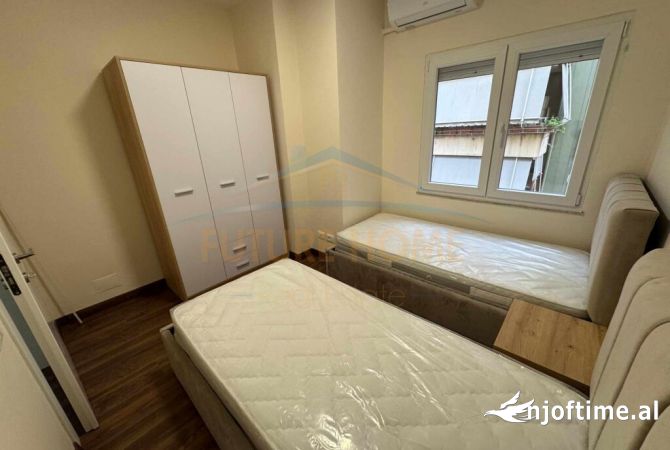 Shtepi me qera 2+1 ne Tirane - 800 Euro