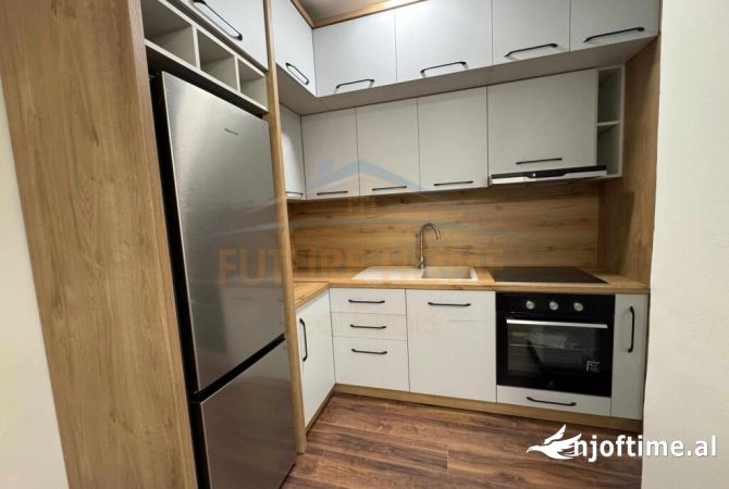 Shtepi me qera 2+1 ne Tirane - 800 Euro