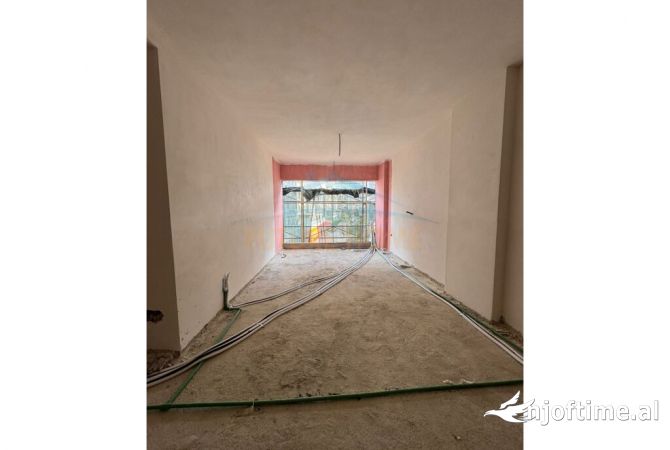 Shtepi ne shitje 3+1 ne Tirane - 286,900 Euro