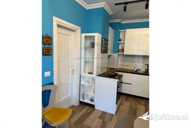 Shtepi me qera Apartament ne Tirane, 2+1, Mobilimi E mobiluar, Pagesa 600  Euro.