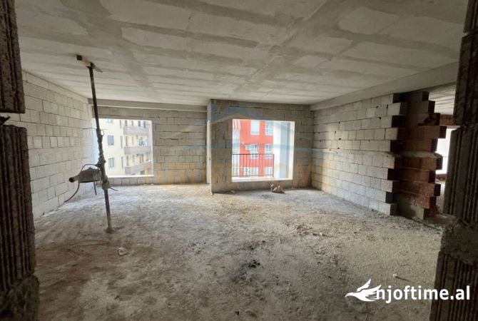 Shtepi ne shitje 1+1 ne Tirane - 106,000 Euro