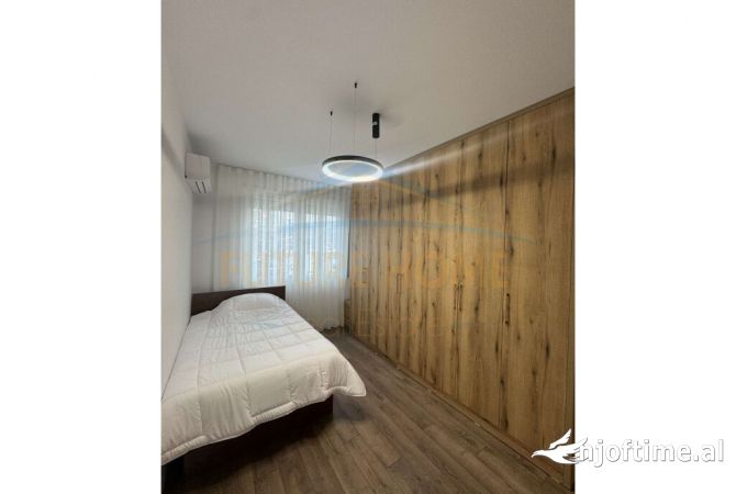 Shtepi me qera 2+1 ne Tirane - 600 Euro