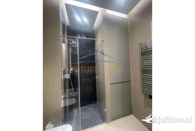 Shtepi me qera Vila Luksoze ne Tirane, 1+1, Mobilimi E mobiluar, Pagesa 1,000  Euro.