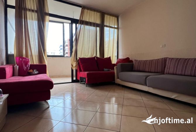 Shtepi me qera 1+1 ne Tirane - 450 Euro