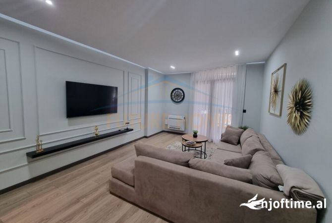 Shtepi me qera 1+1 ne Tirane - 1,000 Euro