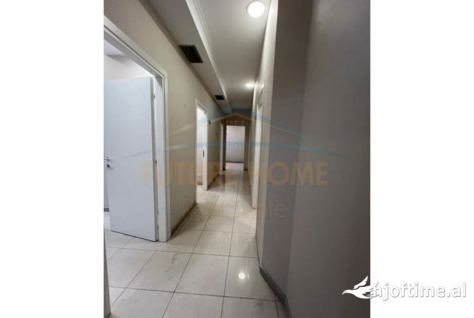 Qira, Ambjent Biznesi, Qender, Tirane.