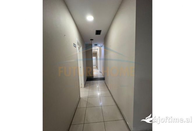 Qira, Ambjent Biznesi, Qender, Tirane.