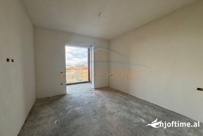Shtepi ne shitje Apartament ne Tirane, 2+1, Mobilimi Bosh, pa mobiluar, Pagesa 93,150  Euro.