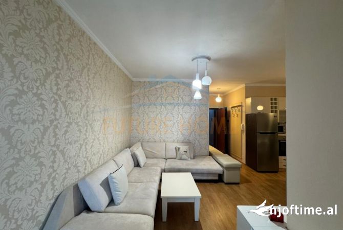 Shtepi me qera Apartament ne Tirane, 1+1, Mobilimi Bosh, pa mobiluar, Pagesa 650  Euro.
