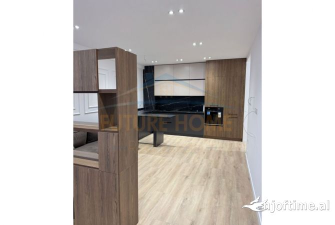 Shtepi ne shitje Apartament ne Tirane, 2+1, Mobilimi E mobiluar, Pagesa 200,000  Euro.