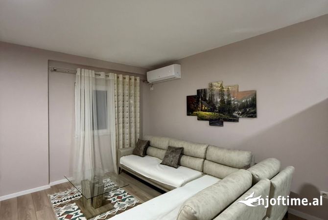 Shtepi me qera 2+1 ne Tirane - 500 Euro