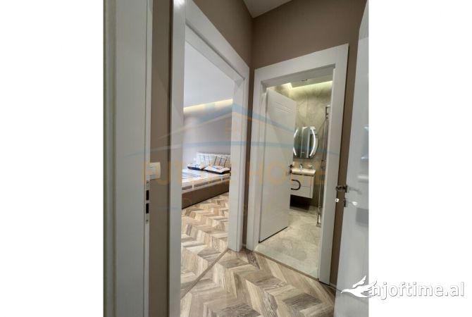 Shtepi me qera Apartament ne Tirane, 2+1, Mobilimi E mobiluar, Pagesa 1,500  Euro.