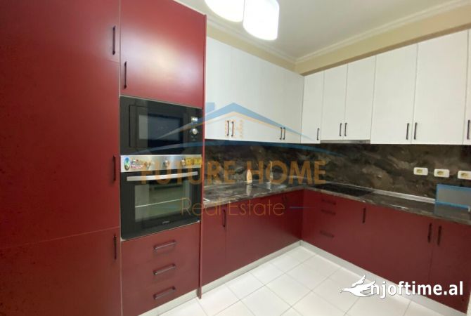 Shtepi me qera Apartament ne Tirane, 2+1, Mobilimi E mobiluar, Pagesa 750  Euro.