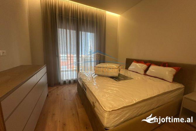 Shtepi me qera 2+1 ne Tirane - 1,200 Euro