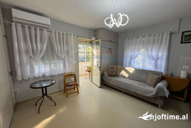 Shtepi ne shitje Garsoniere ne Durres - 75,000 Euro