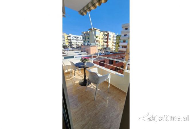 Shtepi ne shitje Apartament ne Durres, 1+1, Mobilimi E mobiluar, Pagesa 120,000  Euro.