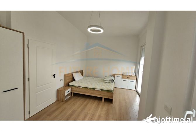 Shtepi me qera Vila Luksoze ne Tirane, 5+1, Mobilimi E mobiluar, Pagesa 2,500  Euro.