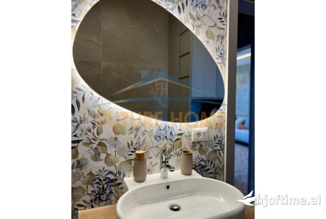 Shtepi me qera Apartament ne Tirane, 1+1, Mobilimi E mobiluar, Pagesa 1,100  Euro.