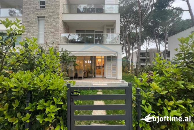 Shtepi ne shitje Apartament ne Durres, 2+1, Mobilimi E mobiluar, Pagesa 360,000  Euro.
