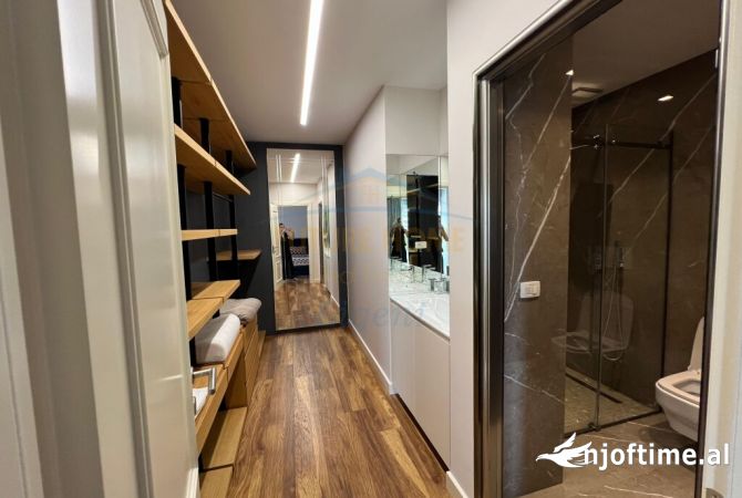 Shtepi me qera 2+1 ne Tirane - 2,500 Euro