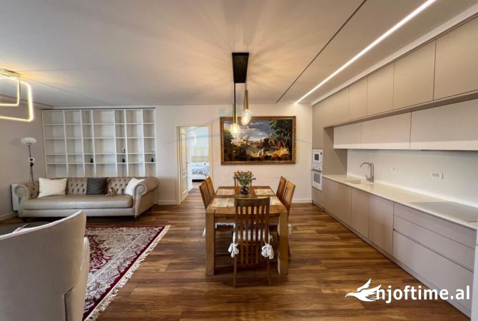 Shtepi me qera 2+1 ne Tirane - 2,500 Euro