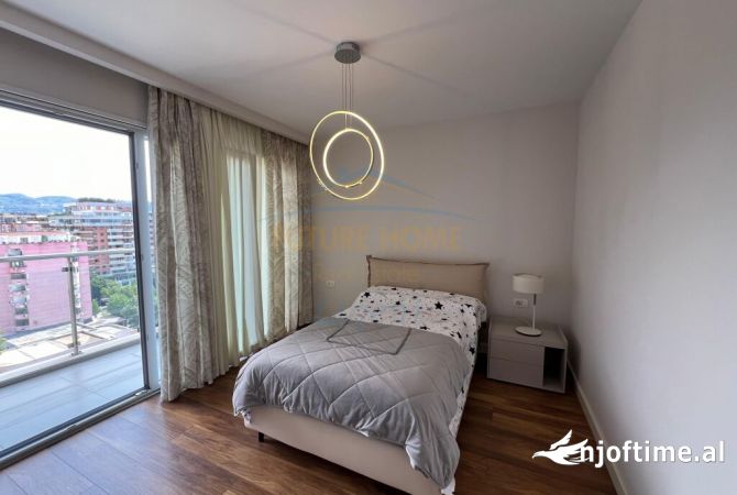 Shtepi me qera Apartament ne Tirane, 2+1, Mobilimi E mobiluar, Pagesa 2,500  Euro.